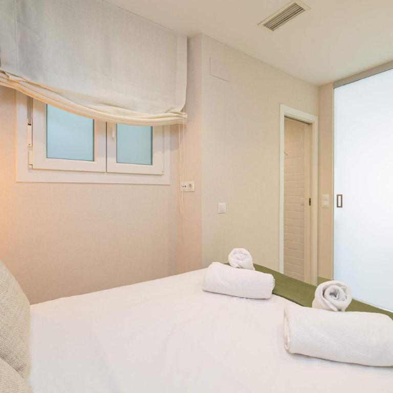 Modern 1BR Ground Floor Apart - Walk to Beach - Apartamento - 12