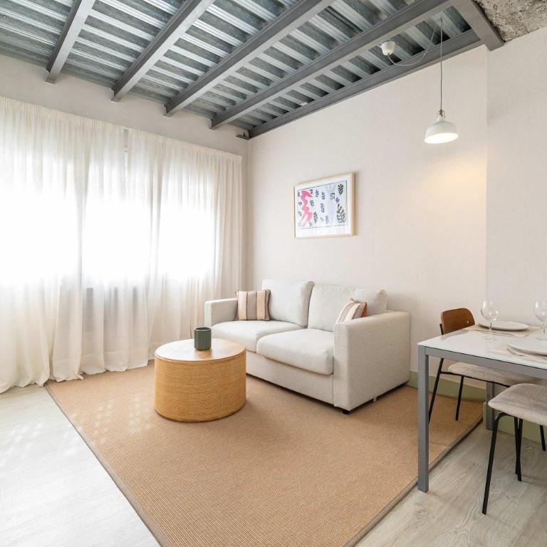 Modern 1BR Ground Floor Apart - Walk to Beach - Apartamento - 10