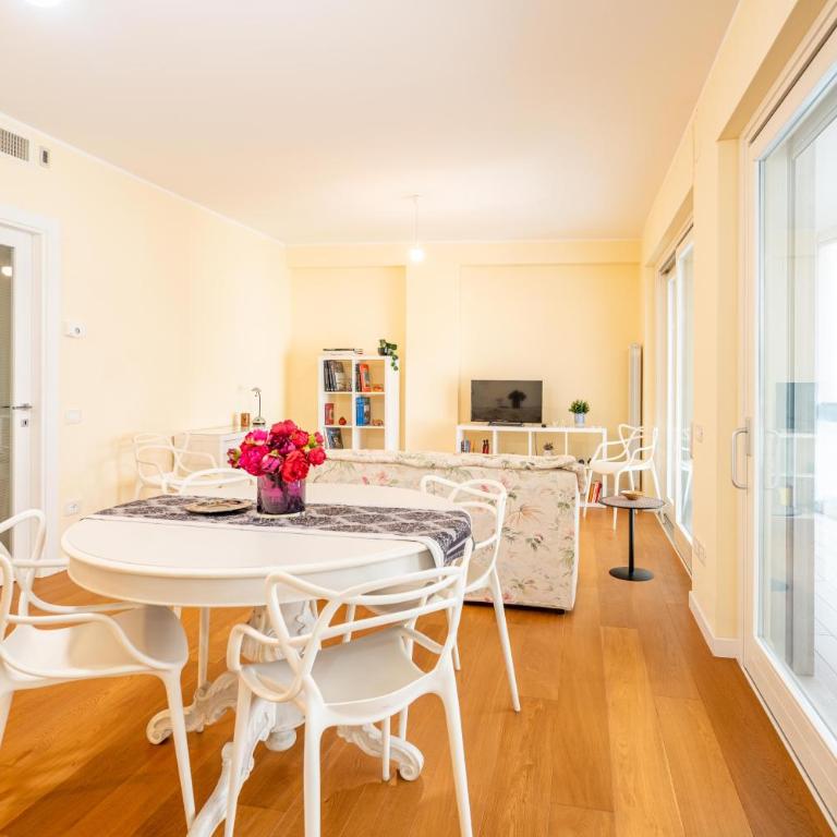 La Casa di Carla - Appartamento con 2 Camere da Letto - 40