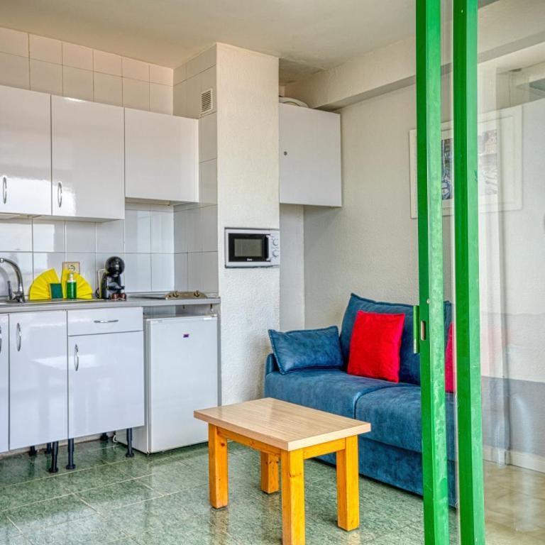 RT-Green Park - One-Bedroom Apartment - 4