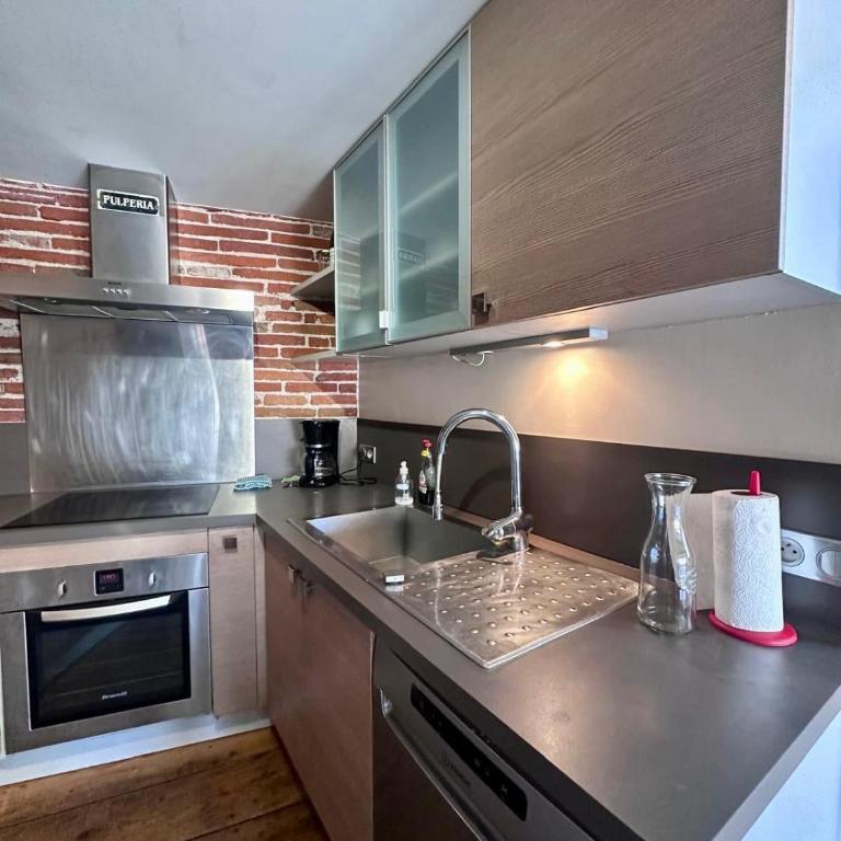 Charming duplex with 2 terraces - One-Bedroom Apartment - 11
