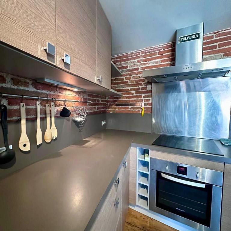 Charming duplex with 2 terraces - One-Bedroom Apartment - 12