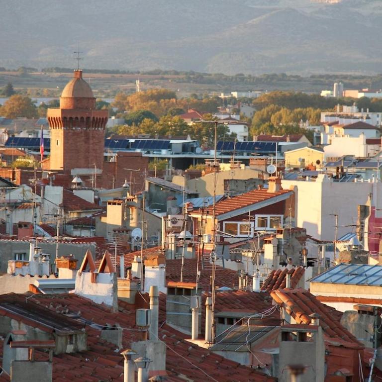 Charming duplex with 2 terraces - One-Bedroom Apartment - 13