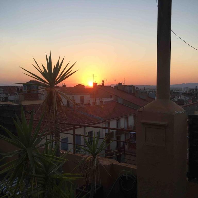 Charming duplex with 2 terraces - One-Bedroom Apartment - 20