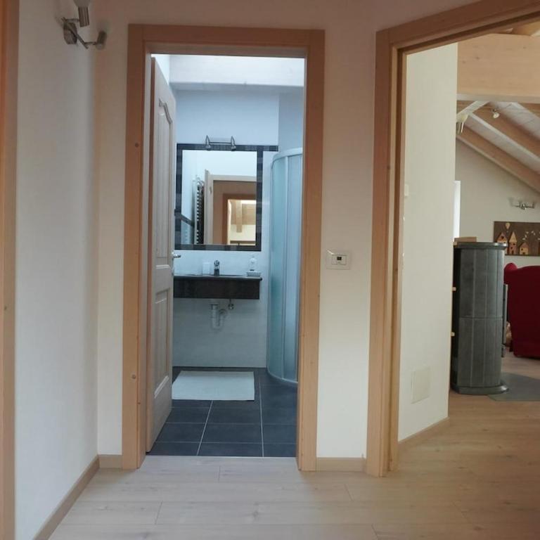 Appartamento con vista Dolomiti con 2 bagni - Appartamento con 2 Camere da Letto e con Vista Montagna - 5