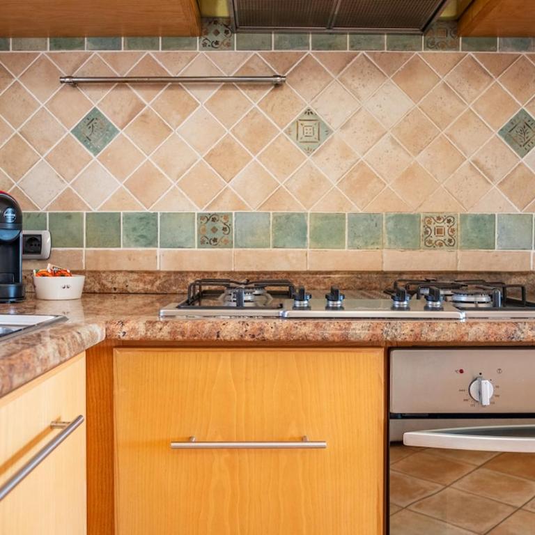 Vista Mare e 5 minuti a piedi dalla spiaggia- Luminosa con parcheggio - Appartamento con 2 Camere da Letto e Vista Mare - 33