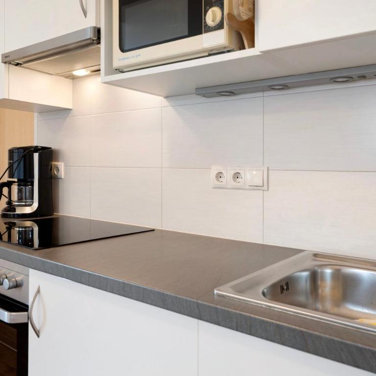 Residence Sonngart - Two-Bedroom Deluxe Apartment with Garden View - 19