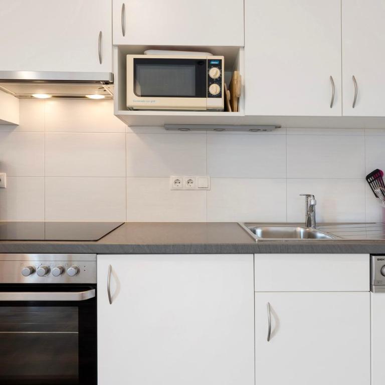 Residence Sonngart - Two-Bedroom Deluxe Apartment with Garden View - 17