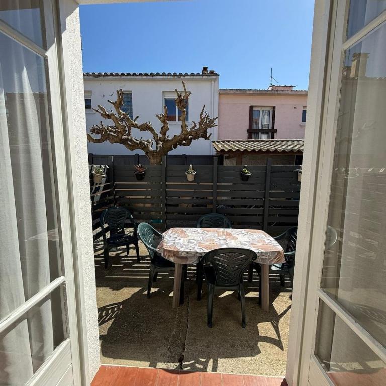 Appartement avec terrasse près de la mer 2 - Maison 2 Chambres - 28