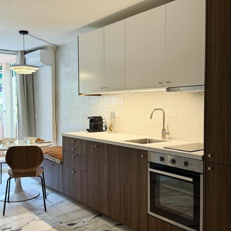 Cozy Studio, Pool & Beaches 2 min away - Appartement 1 Chambre - 2