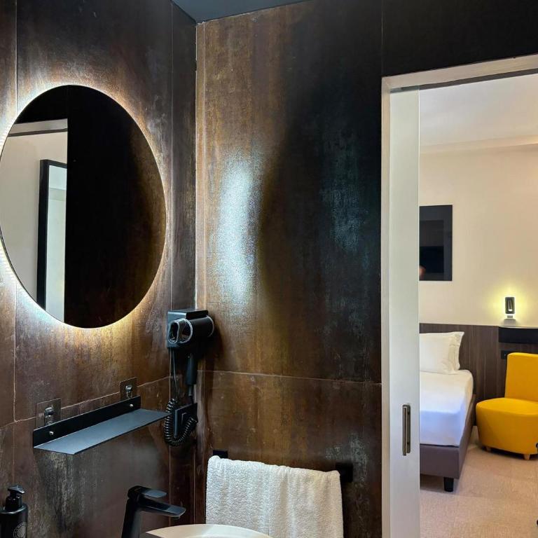 Best Western Hotel Revolution - Habitación Estándar con cama grande - No fumadores - 7