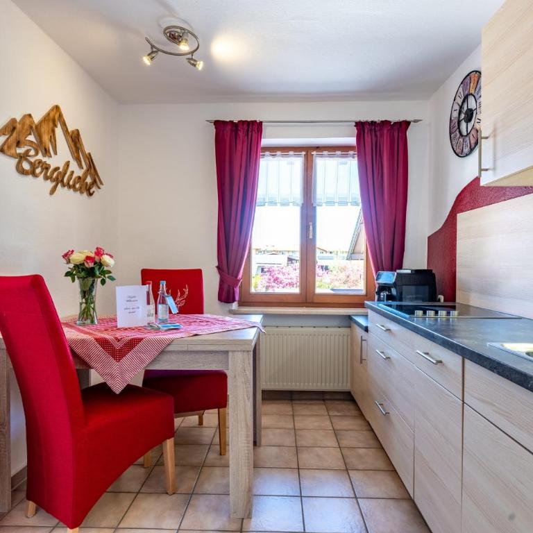 Gästehaus Wolfgang Lödensee - Superior Apartment mit 1 Schlafzimmer und Balkon - 11