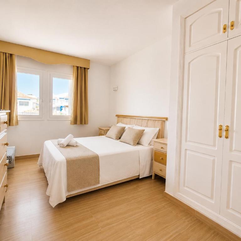 G&G Isla Marina Puerto - Two-Bedroom Apartment - 16