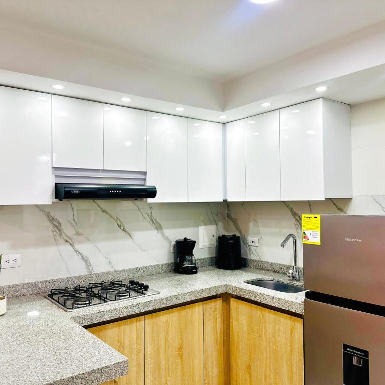 Apto top con AC, balcón y buena ubicación - Apartamento de 2 dormitorios - 12