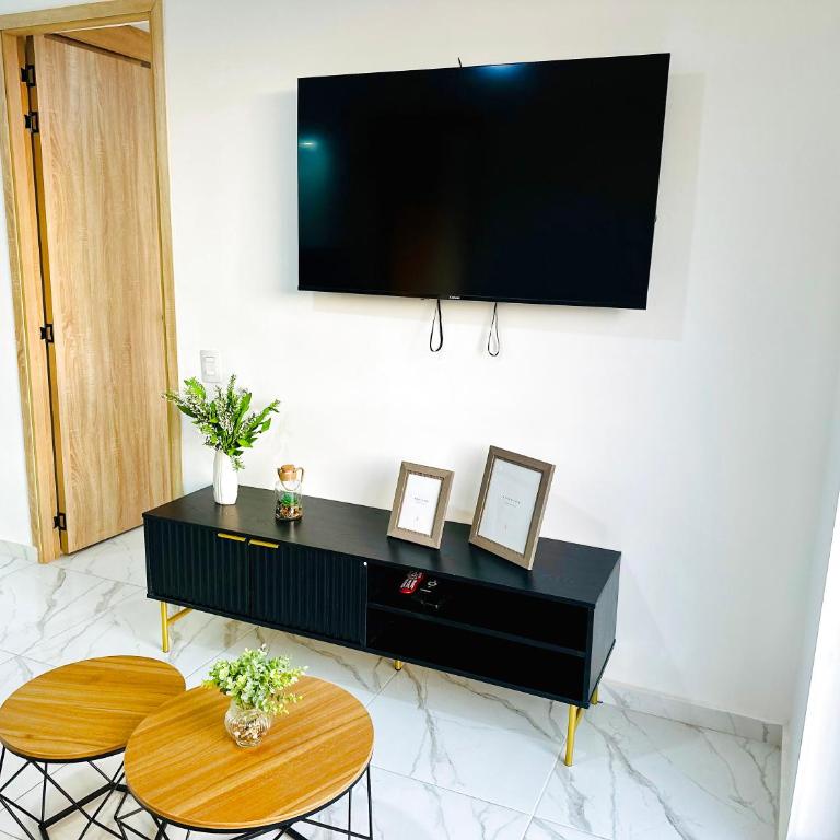 Apto top con AC, balcón y buena ubicación - Apartamento de 2 dormitorios - 16
