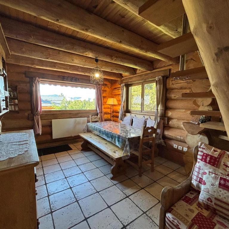 CHALET INDIVIDUEL 4 * EN RONDINS SUR PYRENEES 2000 - Maison 3 Chambres - 5