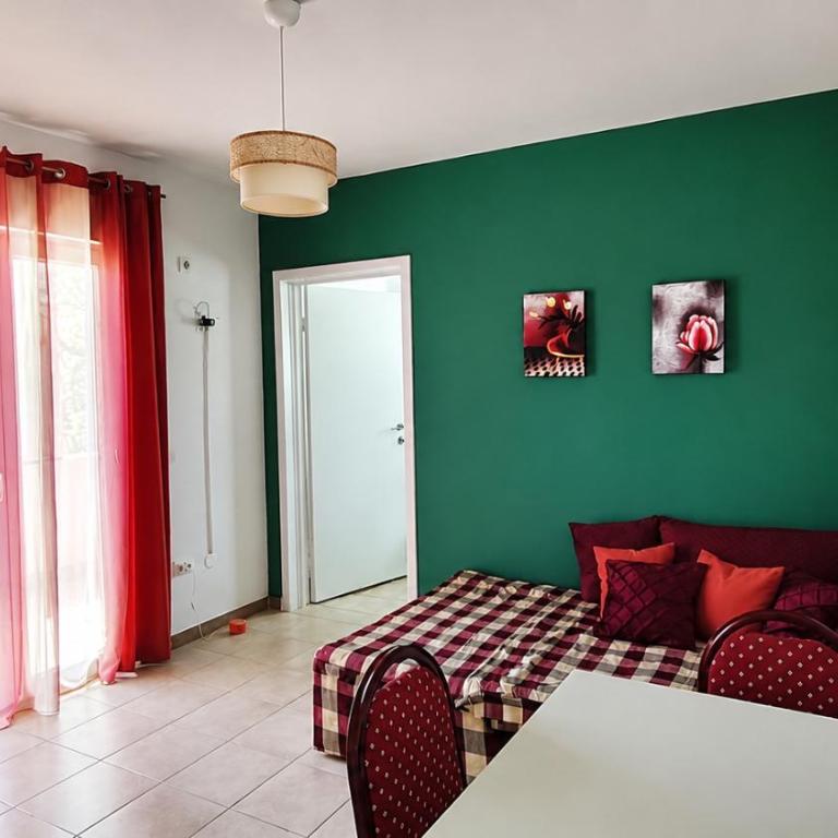 SutomoreLife Cozy Green Apartment - Apartman sa Balkonom - 6