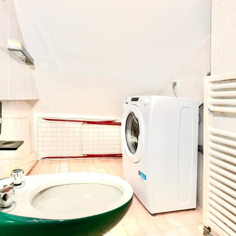 8- Tourist House Bologna - Light House - Self check-in - Appartamento - 17