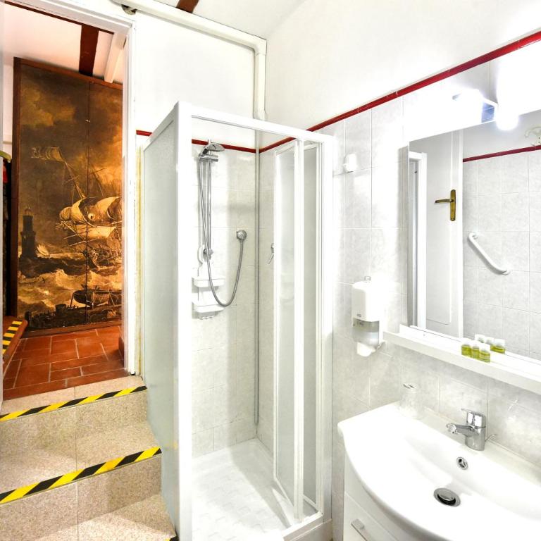 8- Tourist House Bologna - Light House - Self check-in - Appartamento - 49