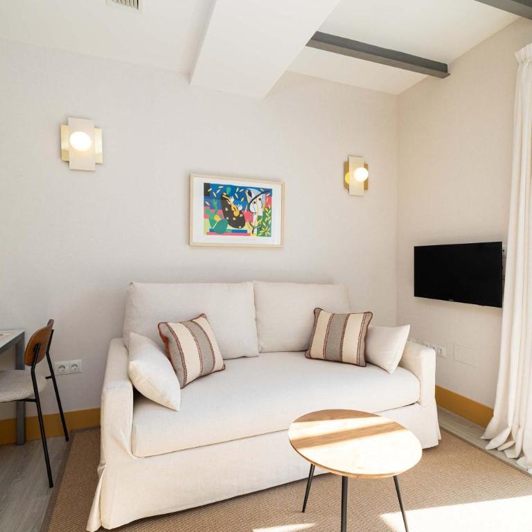 Modern Studio with balcony 700 meters to Beach - Estudio - 13