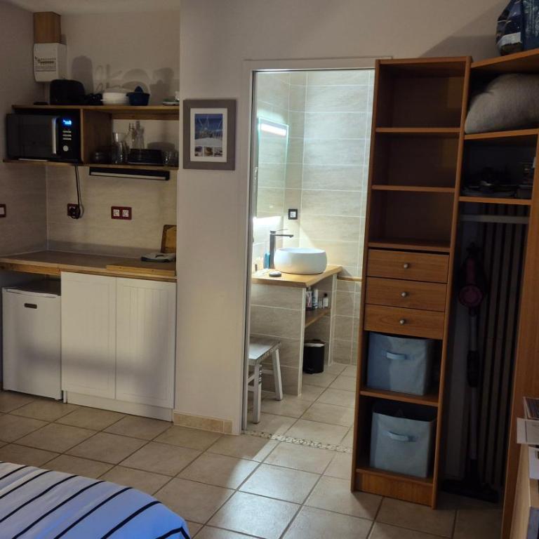 Chez Florence et Bruno - Chambre Double Deluxe (2 Adultes + 1 Enfant) - 11