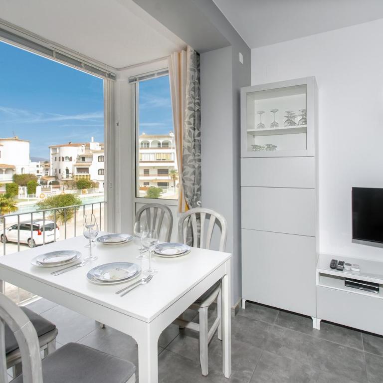 WELCS APARTAMENTO 352 EMP con piscina comunitaria - Apartamento con vistas a la piscina - 3