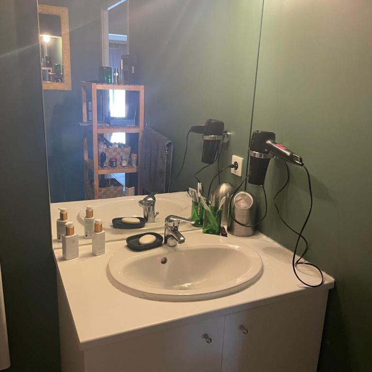 Appartement lumineux, 2ch, 10min de la mer - Appartement 2 Chambres - 37