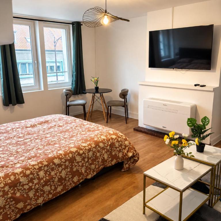 Appartement rénové 1er étage 45m2 avec JARDIN ET JACUZZI - Apartamento de 1 dormitorio - 14
