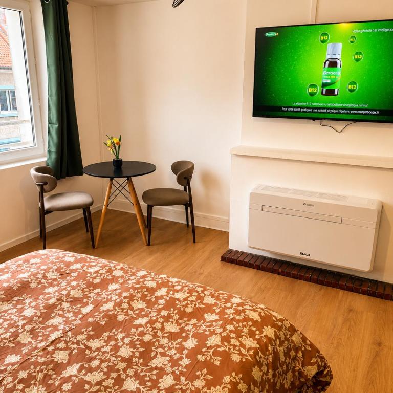 Appartement rénové 1er étage 45m2 avec JARDIN ET JACUZZI - Apartamento de 1 dormitorio - 15
