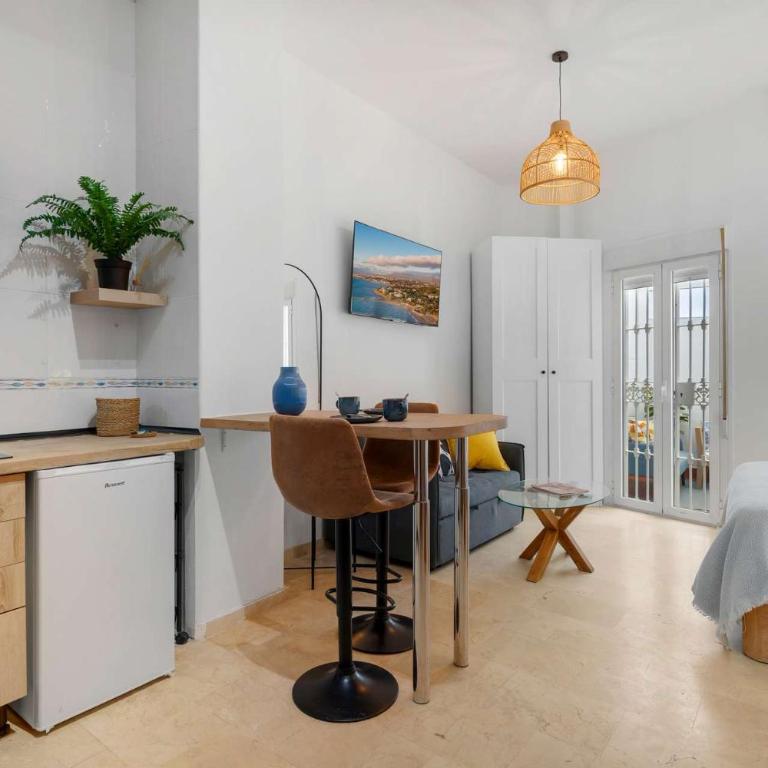 Cozy & Bright Studio Near old Town - Mal 06 - Estudio - 2