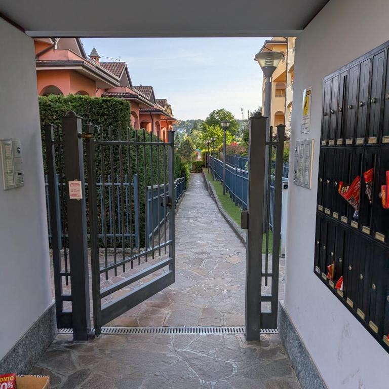 Arona Lake Maggiore Via San Luigi Apartment - Appartamento con 1 Camera da Letto - 9