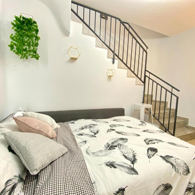 Family Apartment near Metro Blue Line - Apartment - 6