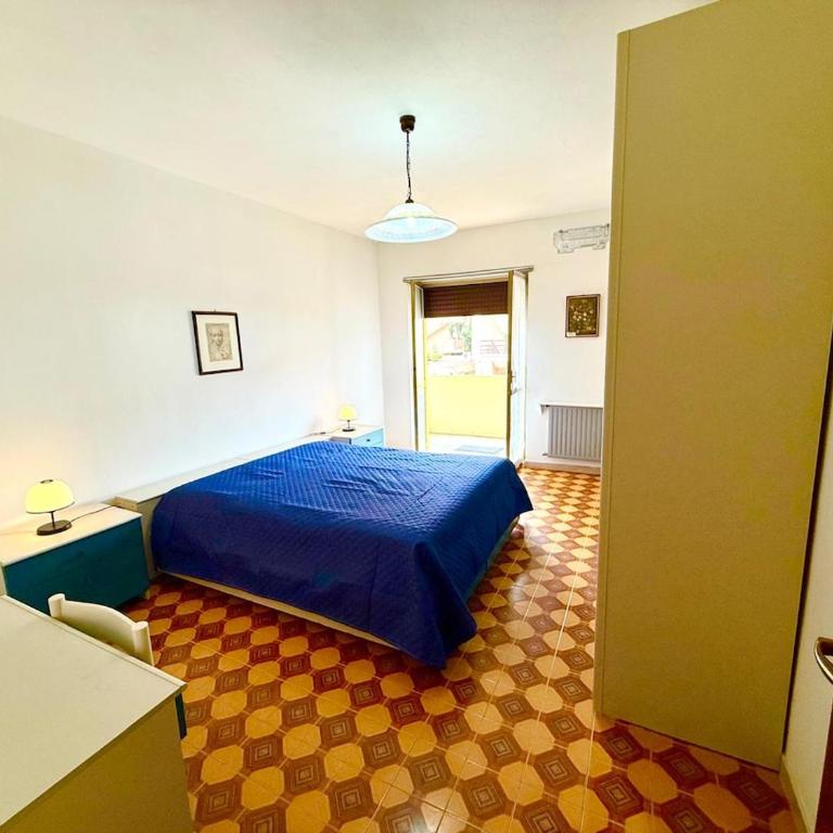 2BR Flat 8-min walk from Rena Bianca, pvt parking - Appartamento con 2 Camere da Letto - 8