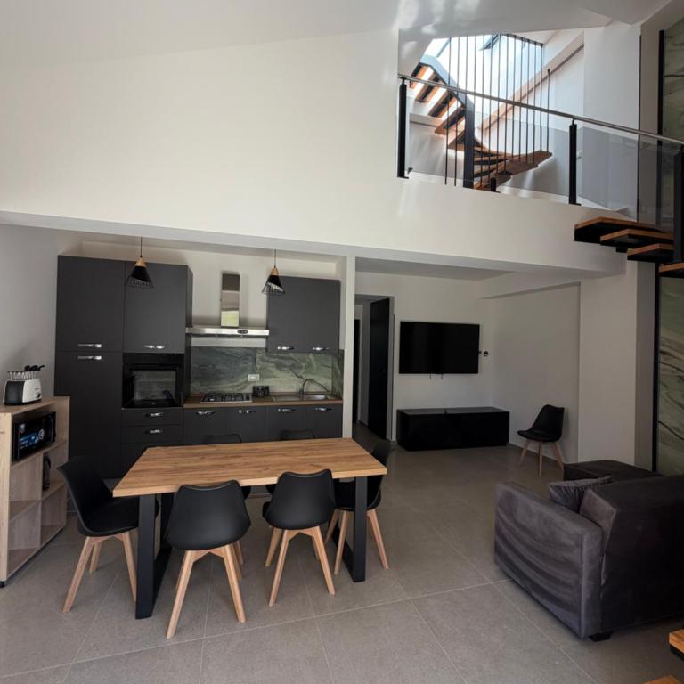 Luxekey ETTORE HOUSE - Casa Vacanze con 3 Camere da Letto - 10