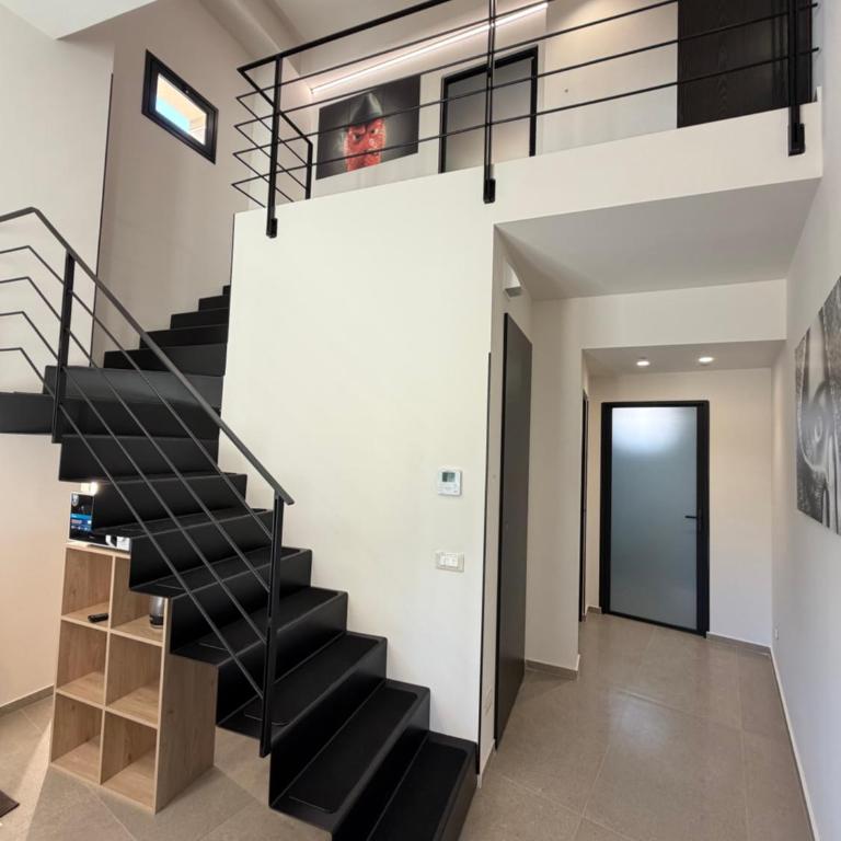 Luxekey ETTORE HOUSE - Casa con 2 Camere da Letto - 10