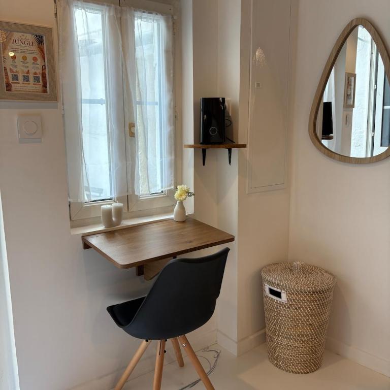 Studio Jungle atypique avec salle de bain grotte Cour privée Centre Nîmes - Apartamento de 1 dormitorio - 8