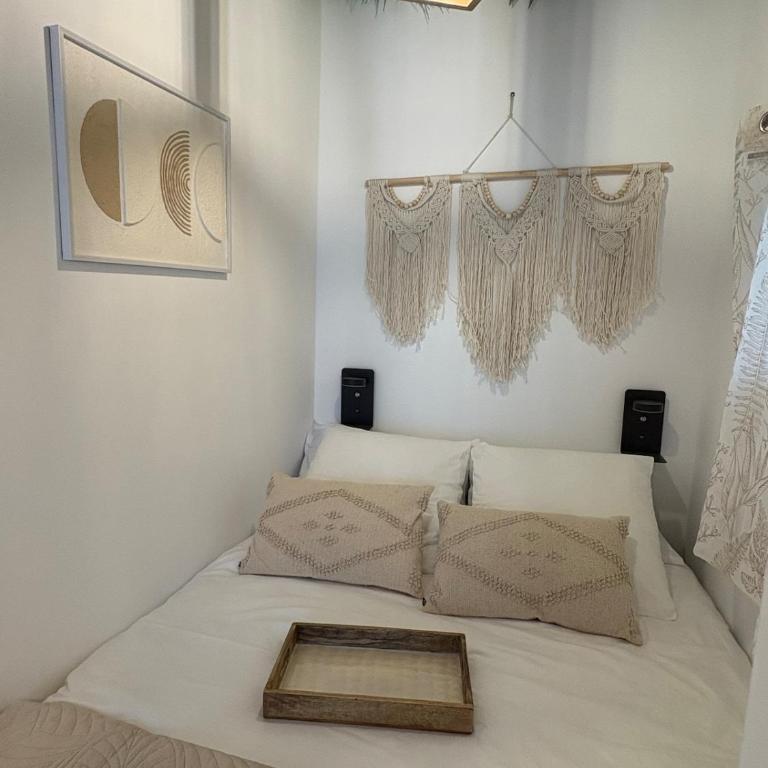 Studio Jungle atypique avec salle de bain grotte Cour privée Centre Nîmes - Apartamento de 1 dormitorio - 9