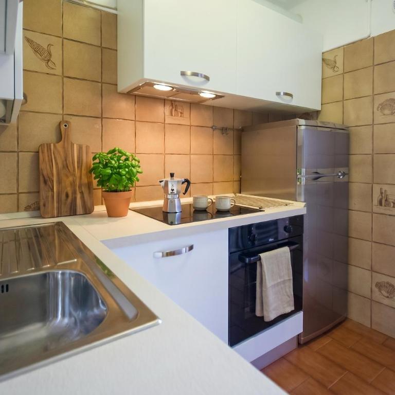 Garibaldi - Appartamento con 2 Camere da Letto - 11