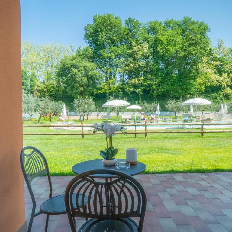 Agriturismo Ai Prati - Camera Matrimoniale con Vista Piscina - 7