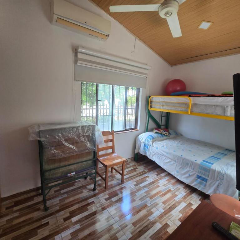 Excelente Casa Familiar - Casa de 3 dormitorios - 17