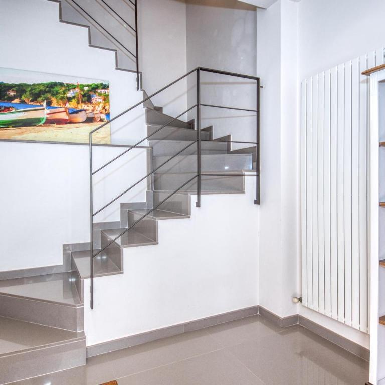 Duplex en el Centro de Calella - Apartamento de 2 dormitorios - 3