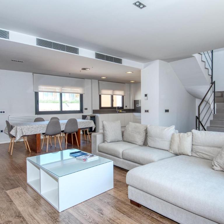 Duplex en el Centro de Calella - Apartamento de 2 dormitorios - 9