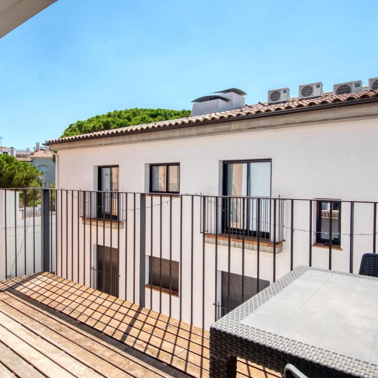 Duplex en el Centro de Calella - Apartamento de 2 dormitorios - 18