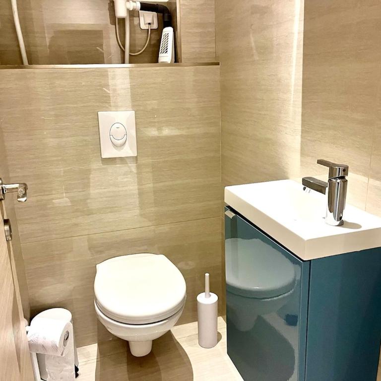 Superbe appartement rénové proche palais - Apartment mit 2 Schlafzimmern - 8