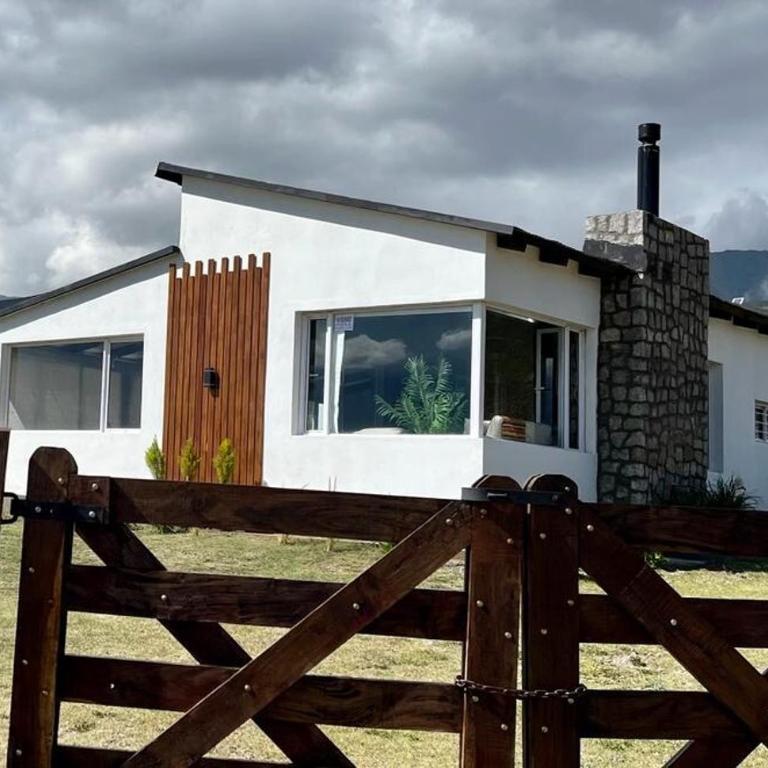 Casa con vistas extraordinarias Tafi del Valle - Casa de 3 dormitorios - 1