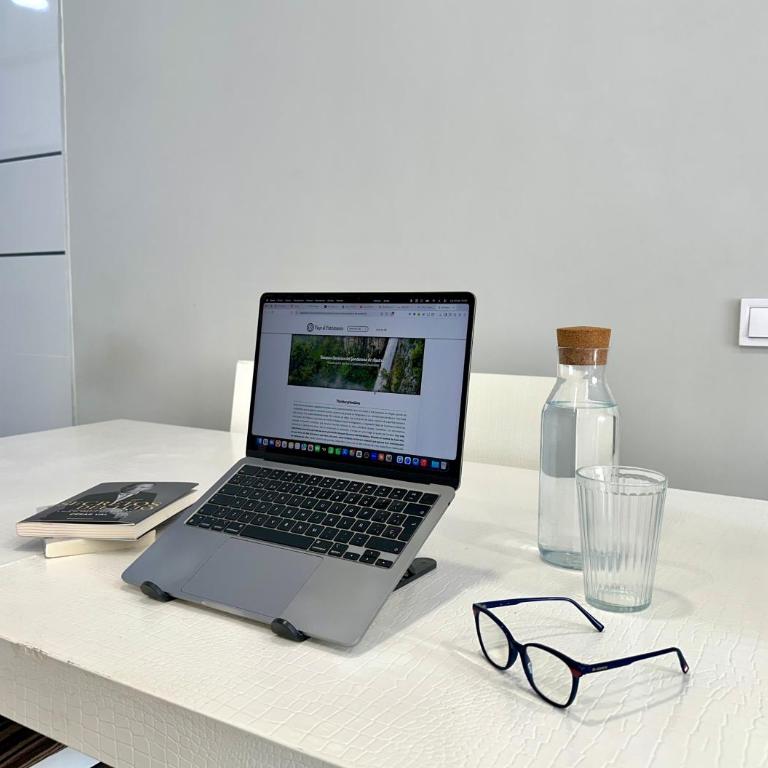 Luminoso Apartamento Familiar y Excelente Conexion - Apartamento de 3 dormitorios - 20