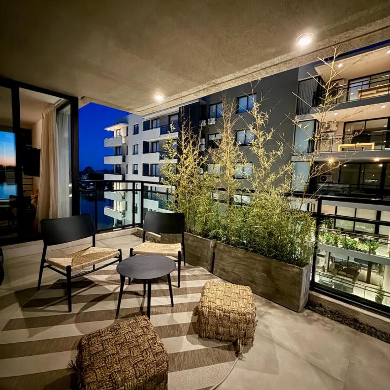 Lujoso apartamento en complejo Interlagos - Three-Bedroom Apartment - 6