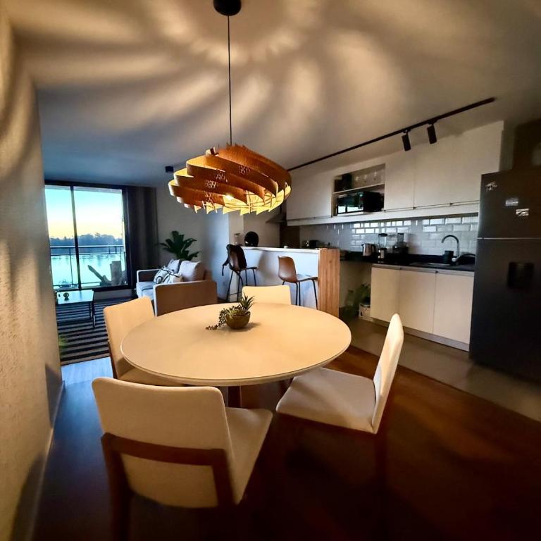 Lujoso apartamento en complejo Interlagos - Three-Bedroom Apartment - 13