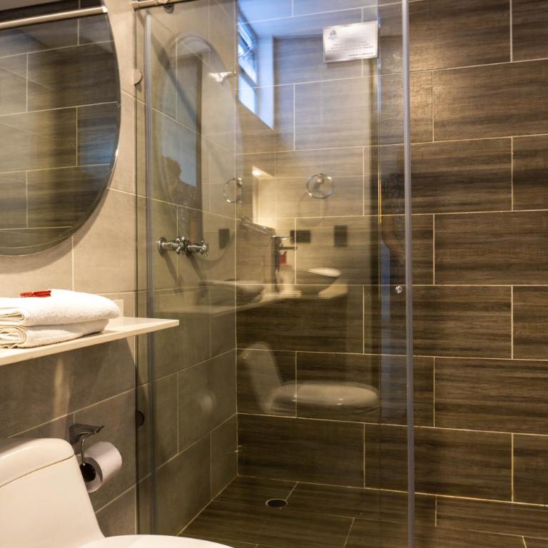 California City Hotel - Habitación Doble Deluxe - 2 camas dobles - 5