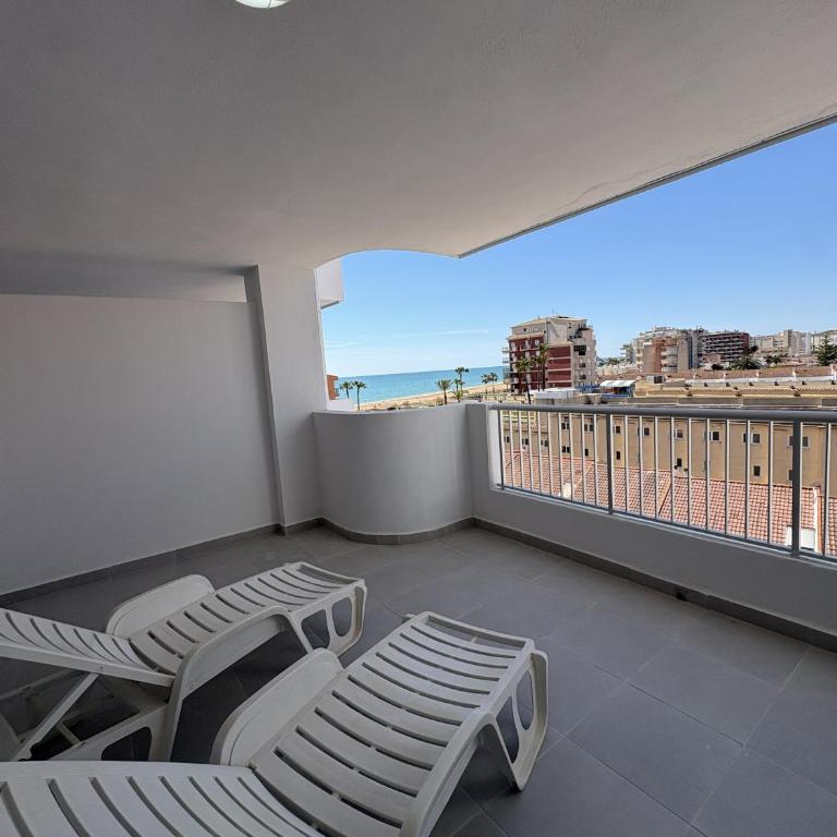 Alpen1 Europeñiscola - Primera Linea Lateral - Apartamento de 2 dormitorios (4-6 adultos) - 55
